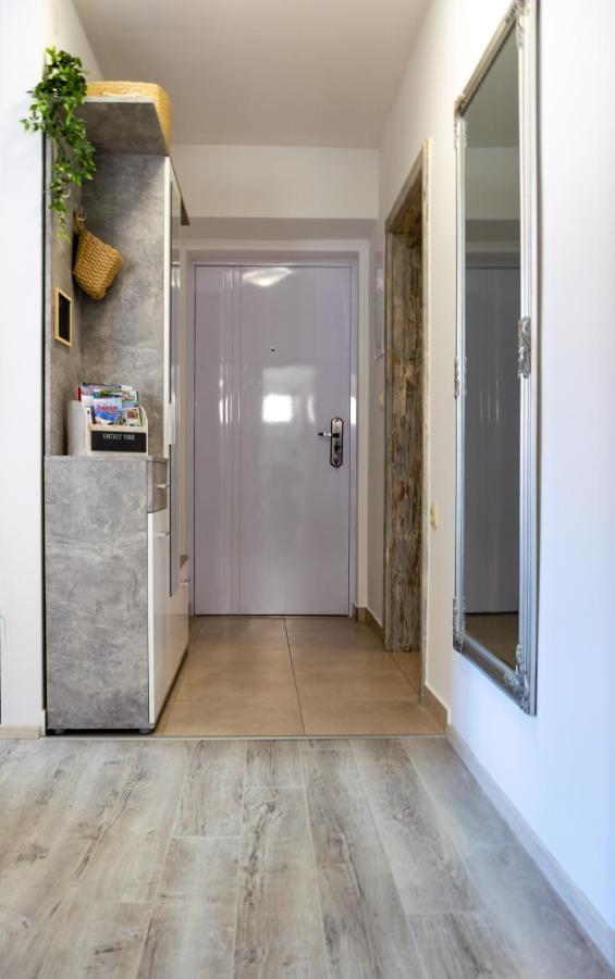 Apartman Tina Metković Eksteriør billede
