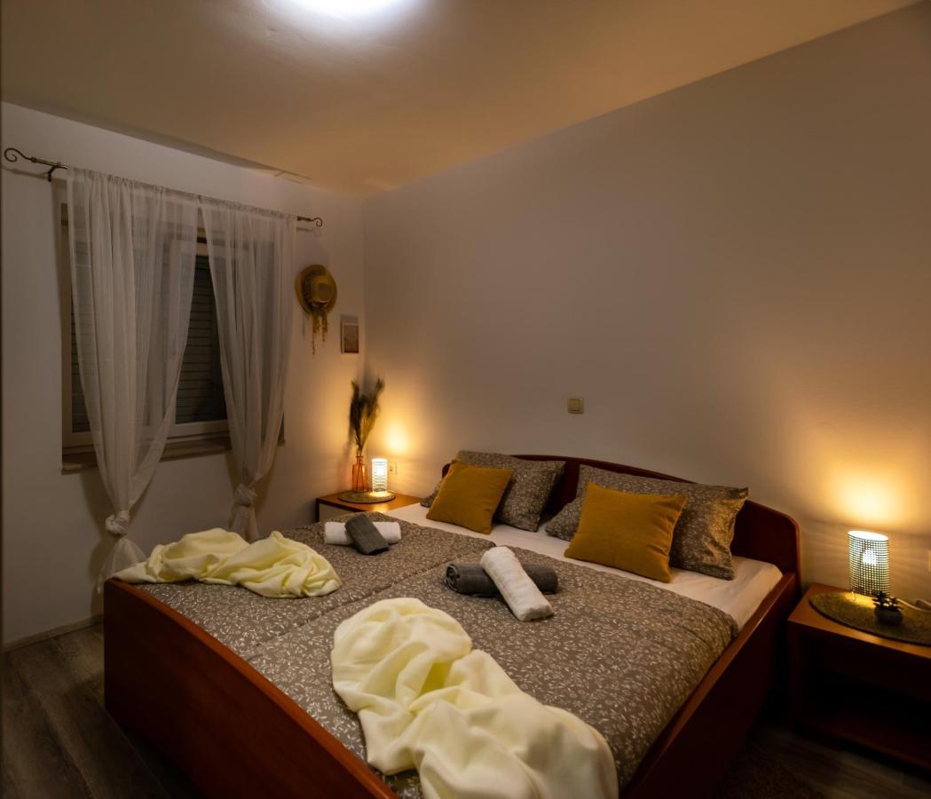 Apartman Tina Metković Eksteriør billede